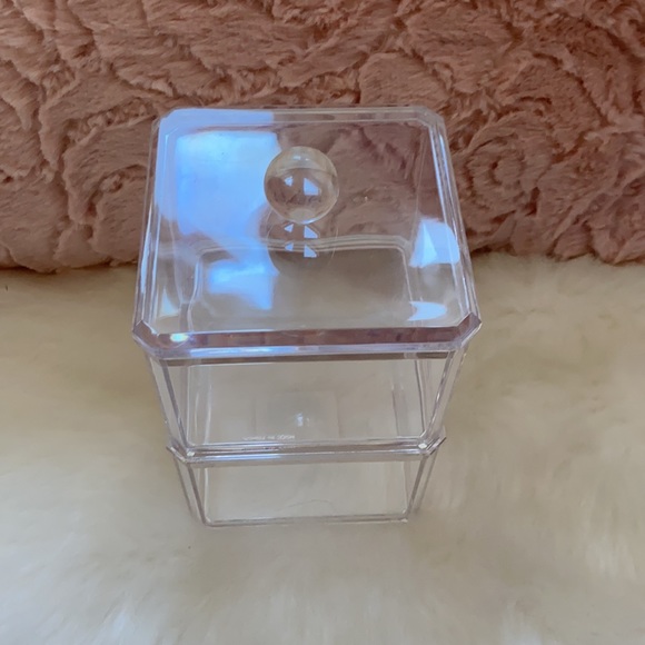 Gently used acrylic organizer. - Picture 2 of 3